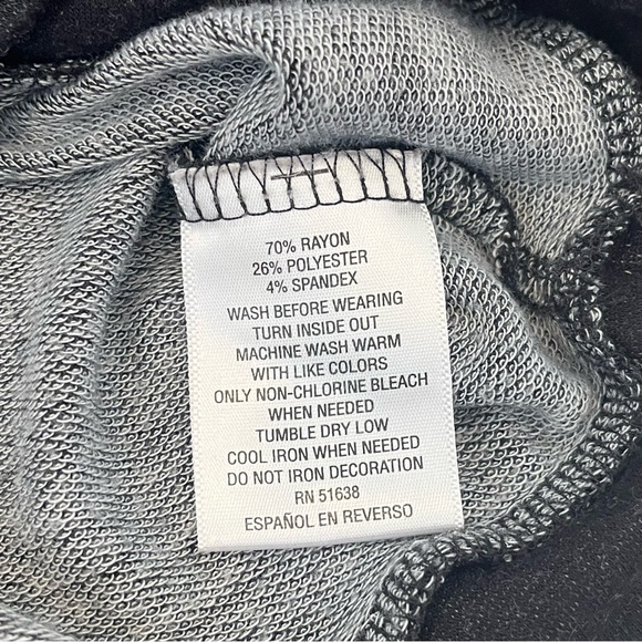 Epic Threads Girls L Cold Shoulder Top Black Long Sleeve Rhinestone Star - Picture 8 of 8